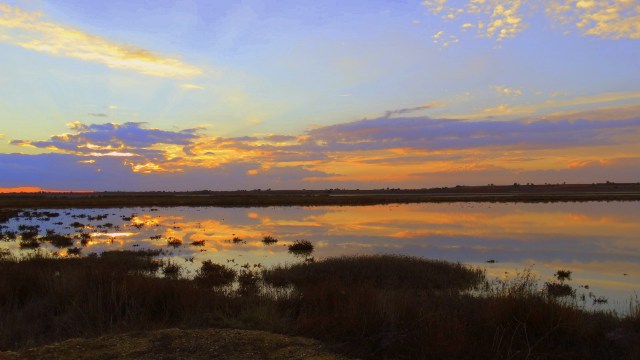atardecer en la Laguna.jpg