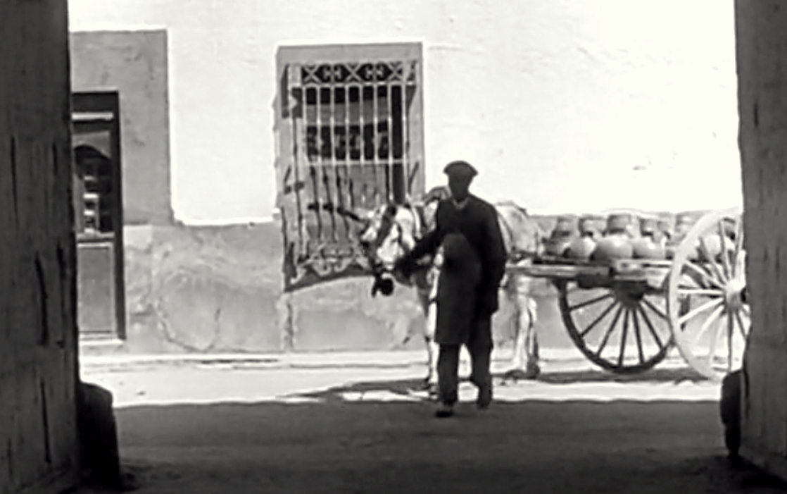 aguaor con cántaros moteños