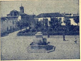 FUENTE DE LA PLAZA10613071_837476762937850_3693342274636684351_n